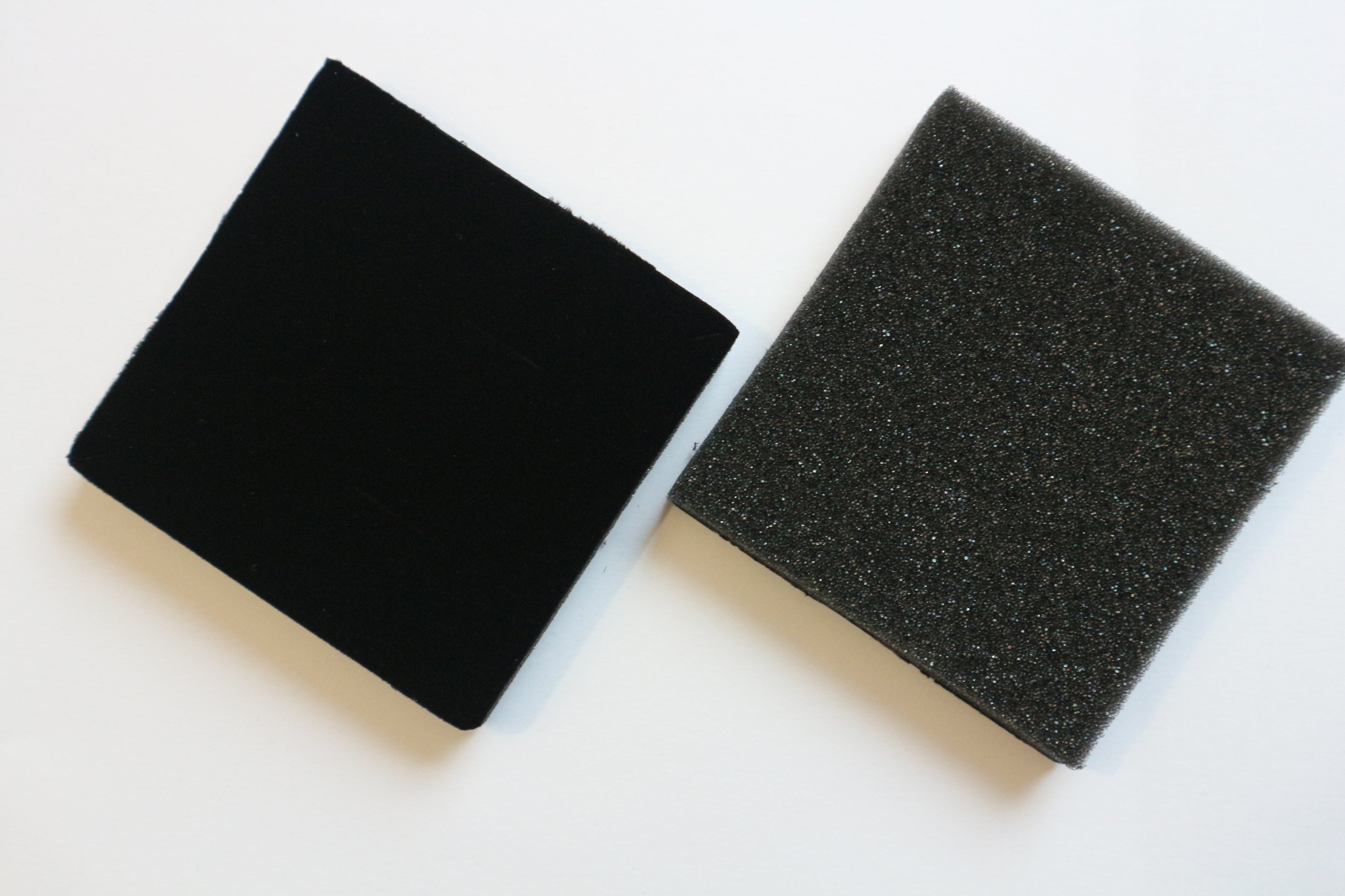 Zwarte velours foam voor sieraden